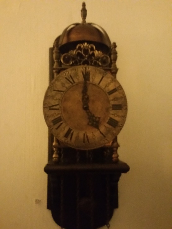 Старинные часы еще идут. Коллекция старинных часов - часть вторая