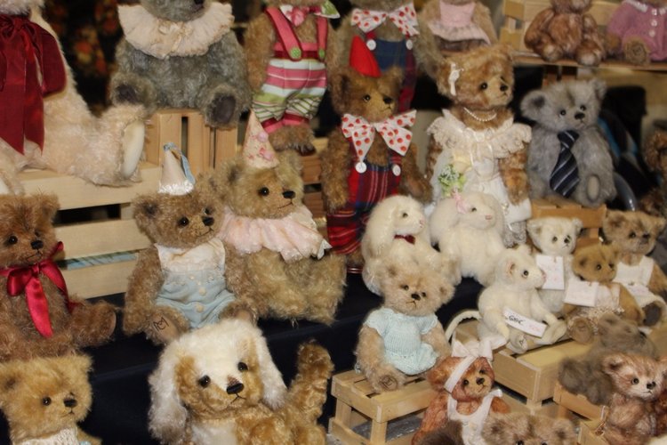 Выставка мишек, кукол и кукольной миниатюры в Голландии 2017 - часть пятая