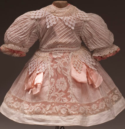 Сборная солянка кукольных нарядов - для вдохновения